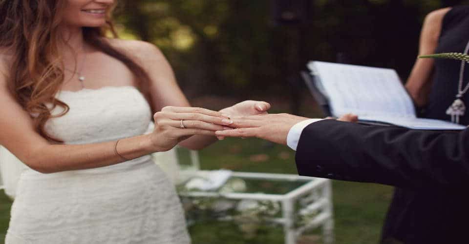 7 Tips for Writing Your Vows